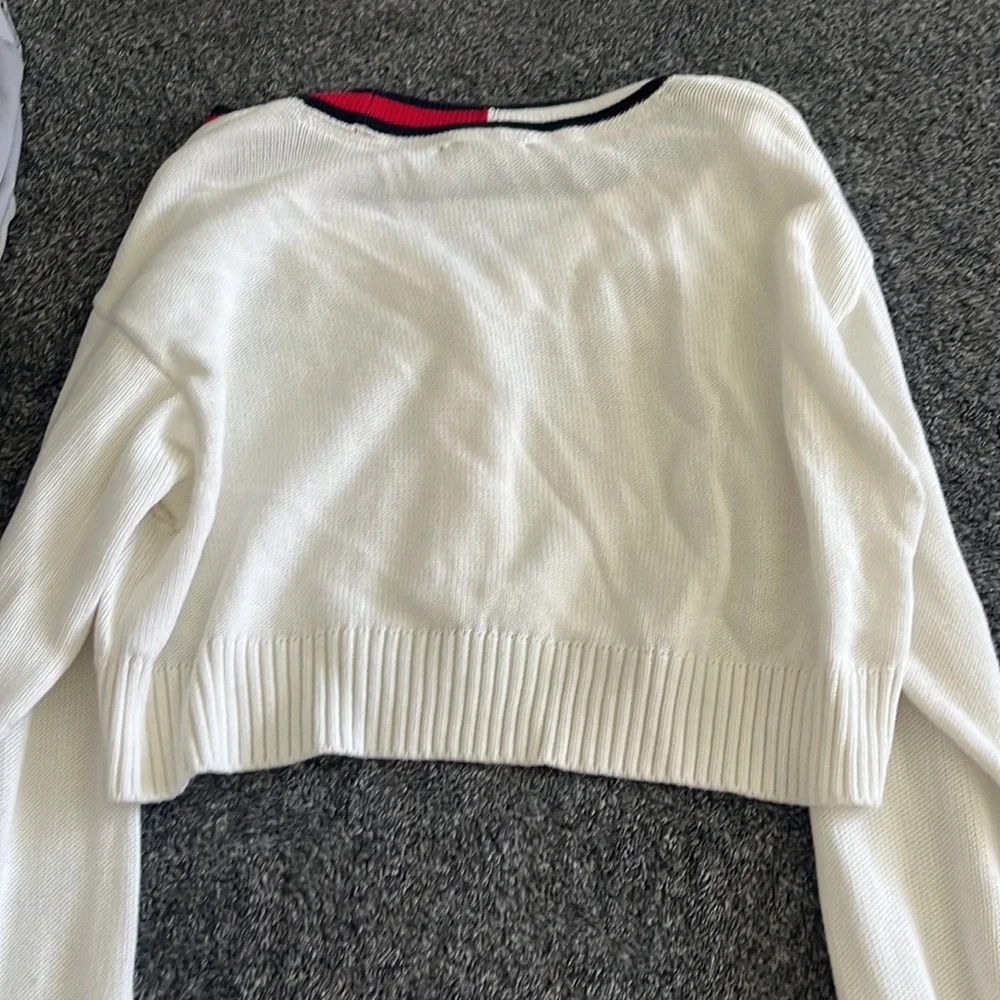 Brand new white crop top cardigan - Picture 2 of 3